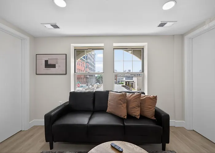 Bright And Stylish Fully Furnished Unit