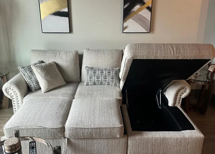 304 - Modern 1 Bdrm Apartment Downtown Kalamazoo