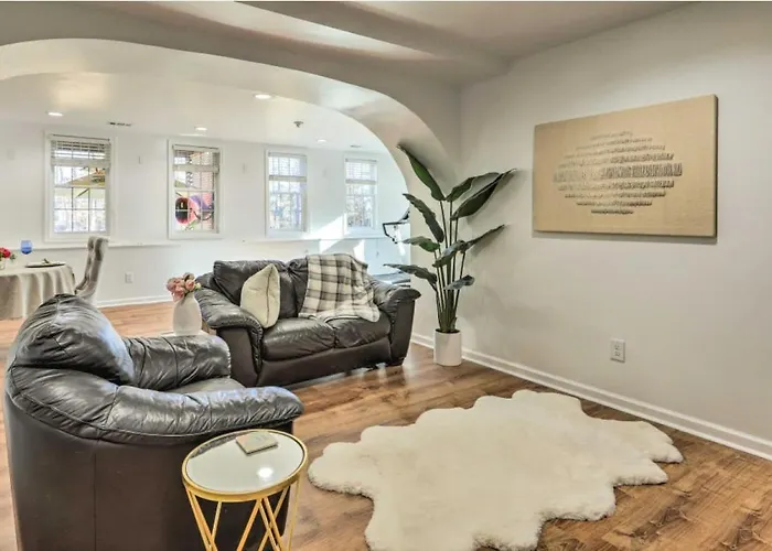 Peachtree City Apartment Near Lake Kedron