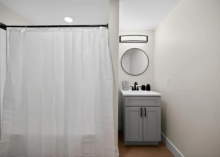 Spacious Downtown Living With Modern Finishes