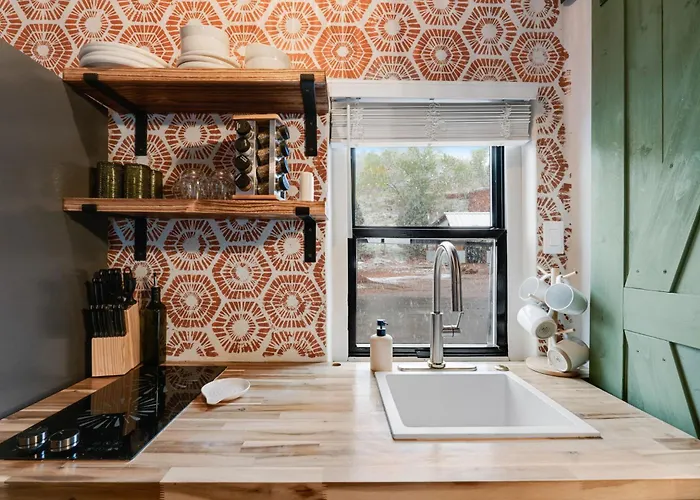 Homey Studio In Manitou Springs Walk Downtown
