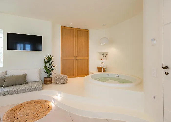 Naxia Gaia Suites