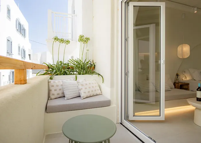 Naxia Gaia Suites