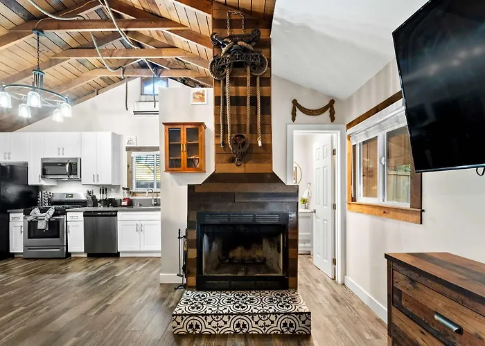 Delightful Cabin Loft Fire Pit & Bbq Julian