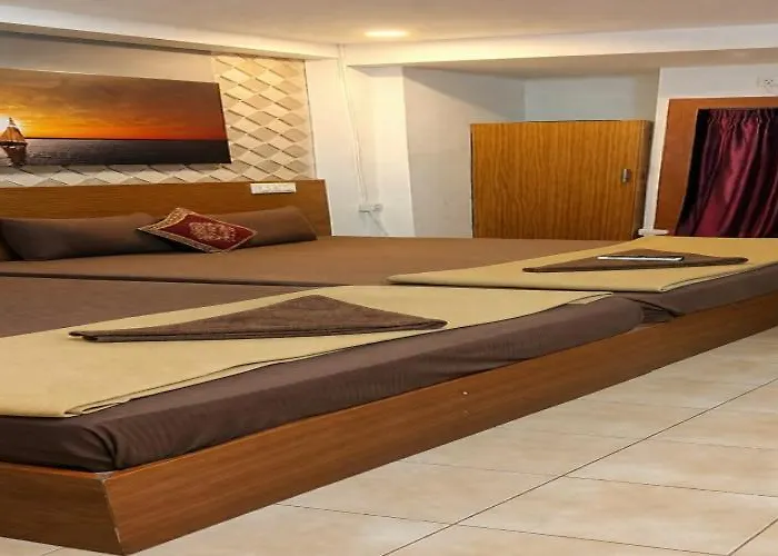 Hotel Leela Imperial