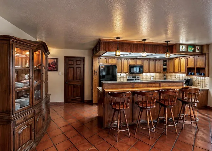 Hike & Ski! Quiet Home W/ Solarium In Cloudcroft