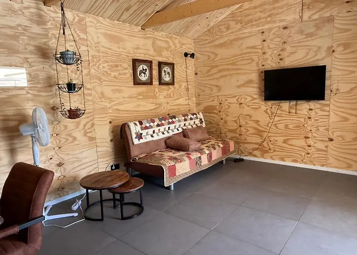B&B Tinkunakama