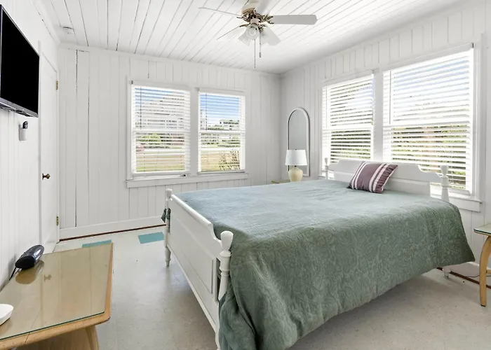 Honey Tides Cottage