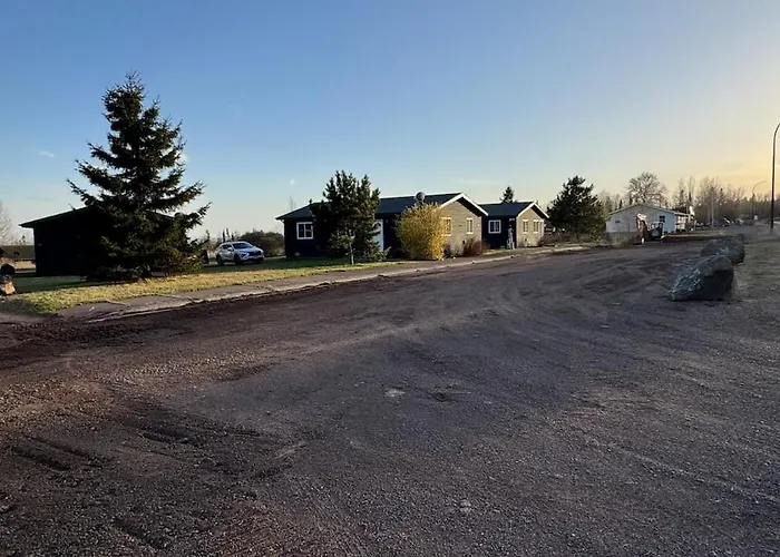 1818 Trailside Cedar - Cabin 2