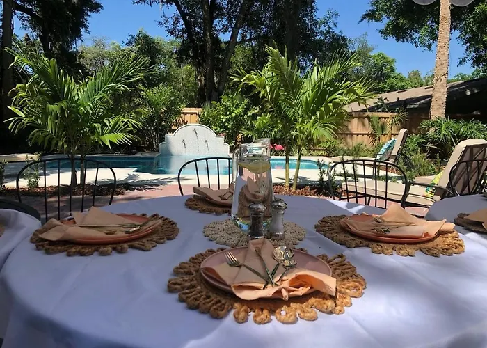 La Maison Musique, 9 Beds,French Pool Villa, Pets