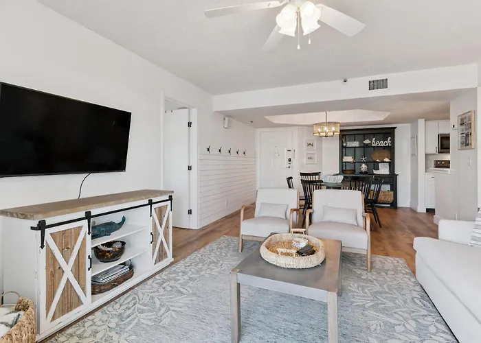 Beach Club Ocean View Condo | Walk To East Beach, Pool, Hot Tub & Tennis | St. Simons Island