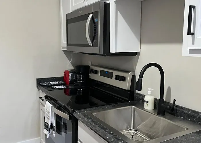 Historic Free Parking Kitchen Wd Smart Tv