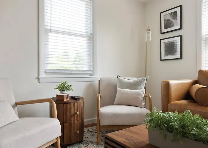 Cozy Stay 2Mi To Beach/Downtown