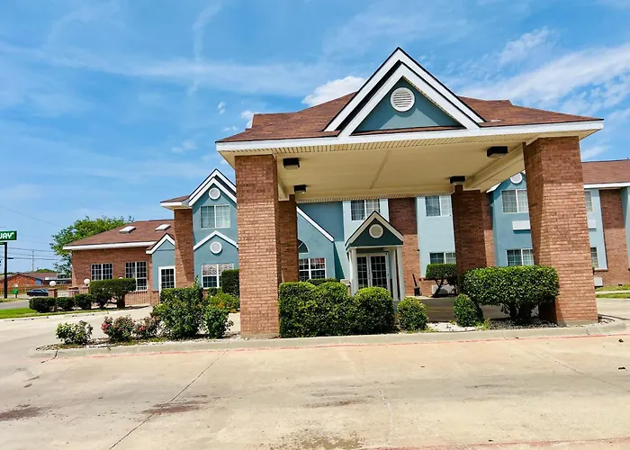 Longhorn Inn & Suites
