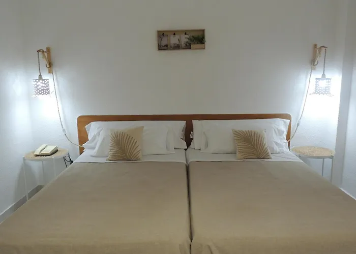 LOS NAREJOS Hotel