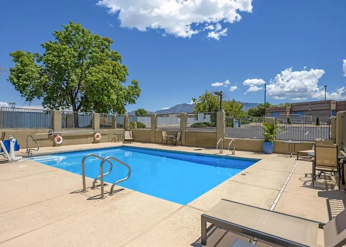 Best Western North I-25 Hotel