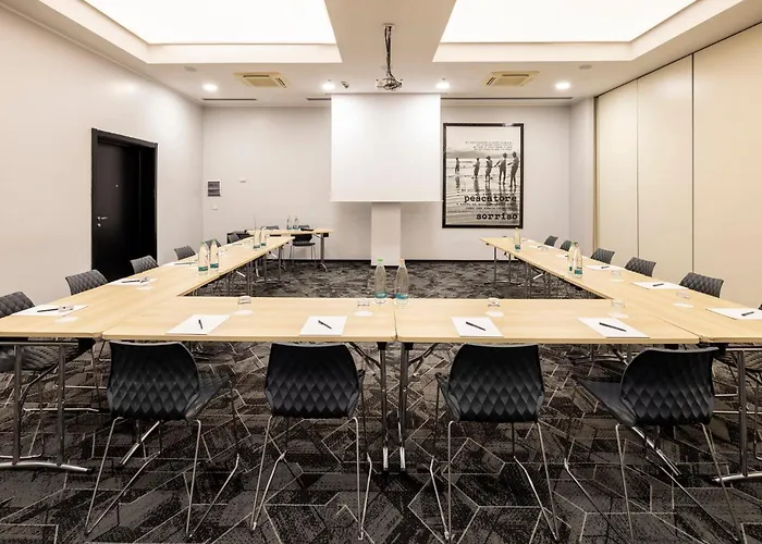 Holiday Inn Genoa City By Ihg
