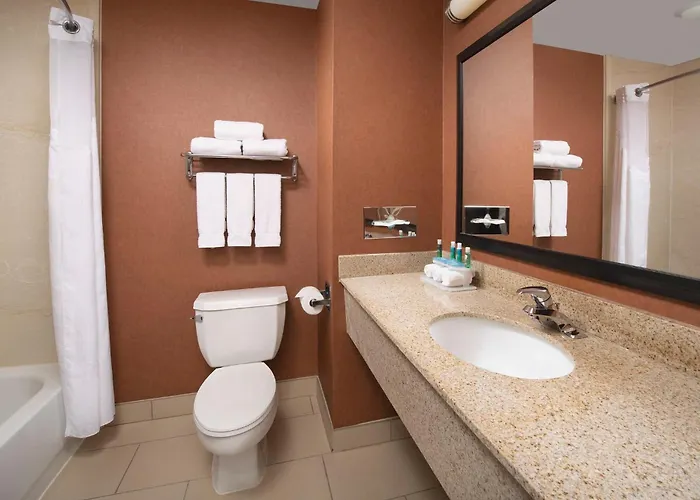 Holiday Inn Express & Suites By Ihg Chambersburg By Ihg