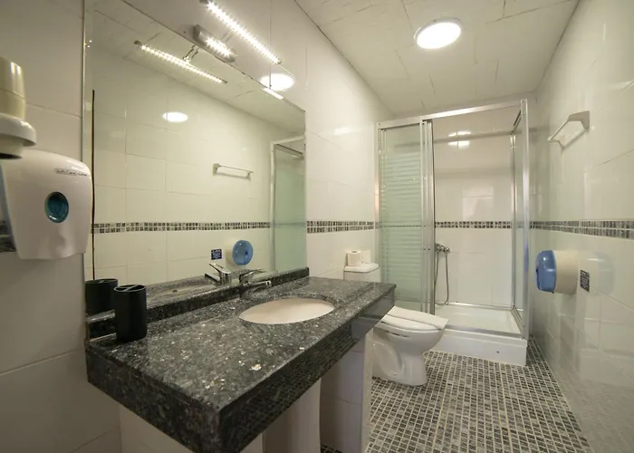 Oscar Seaside Hotel & Spa