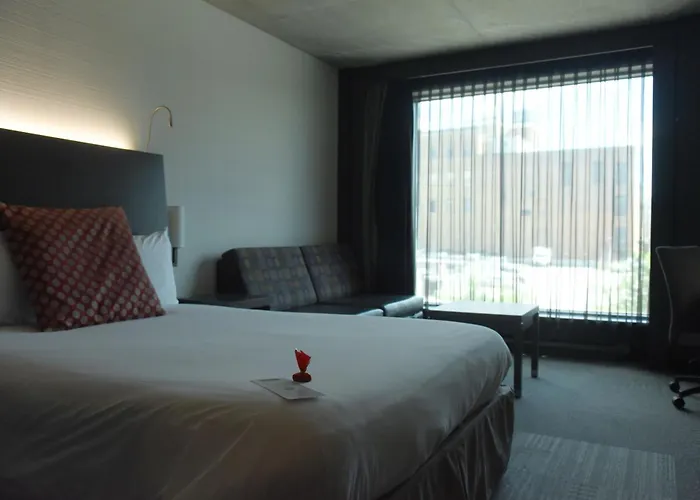 Grand Hotel Times Sherbrooke