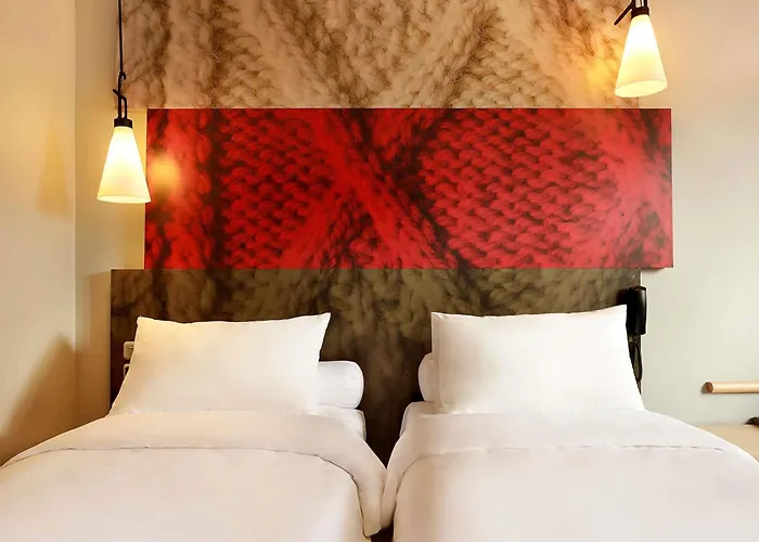 Ibis Senlis