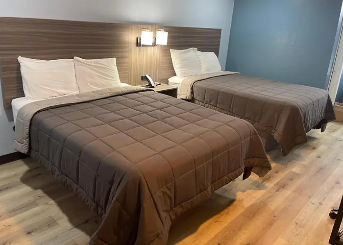 Rodeway Inn & Suites Brookhaven