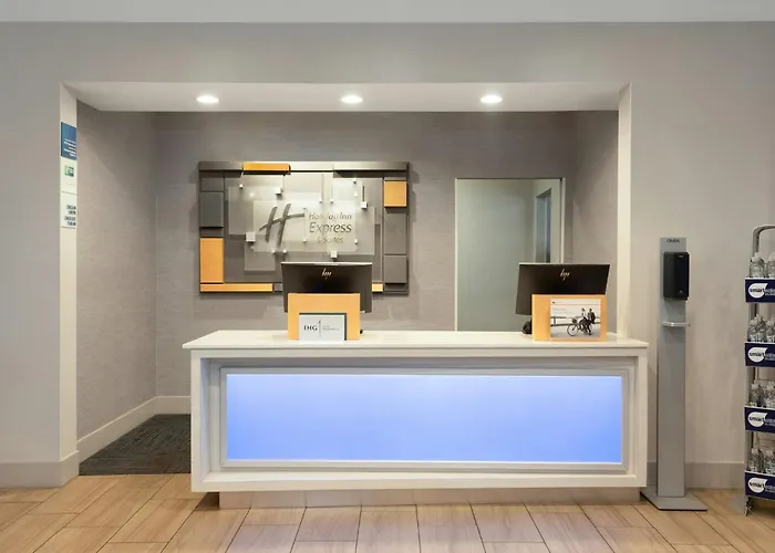 Holiday Inn Express & Suites Acworth - Kennesaw Northwest By Ihg