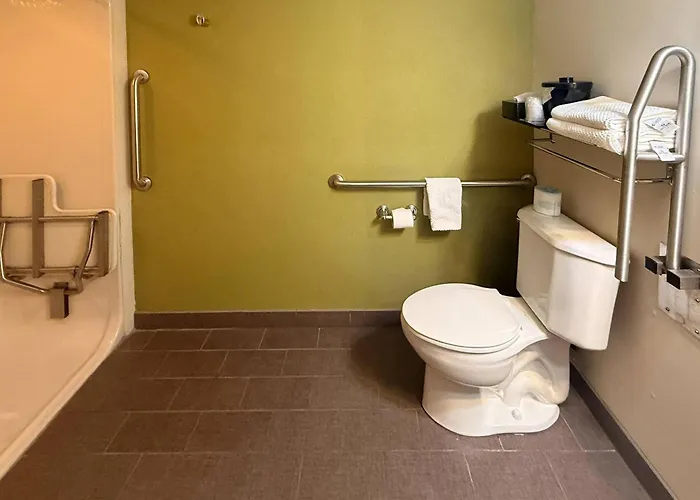 Sleep Inn & Suites Niantic North