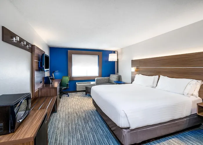 Holiday Inn Express Hotel Howe / Sturgis By Ihg
