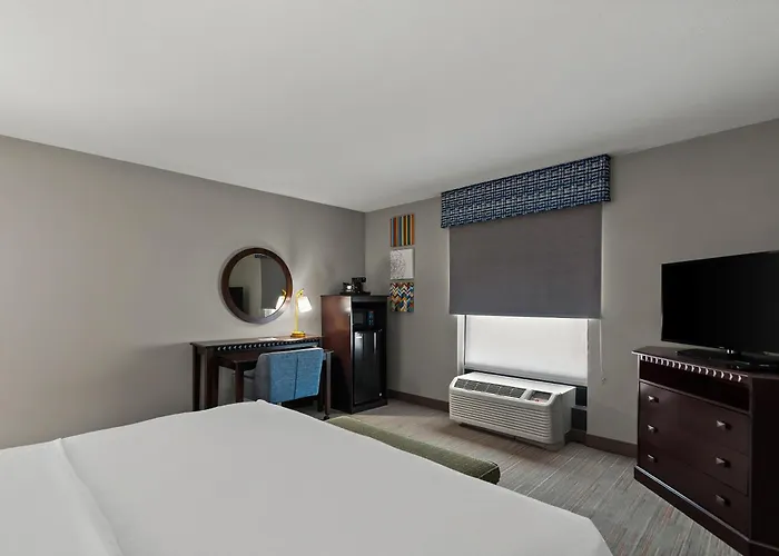 Hampton Inn & Suites Fort Belvoir Alexandria South