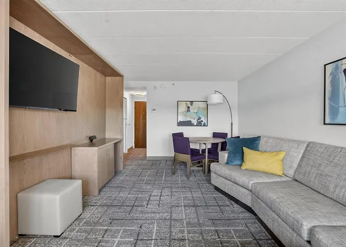 Crowne Plaza Lansing By Ihg