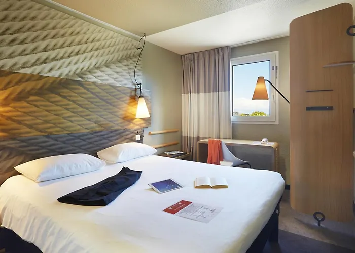 Ibis Archamps Porte De Geneve
