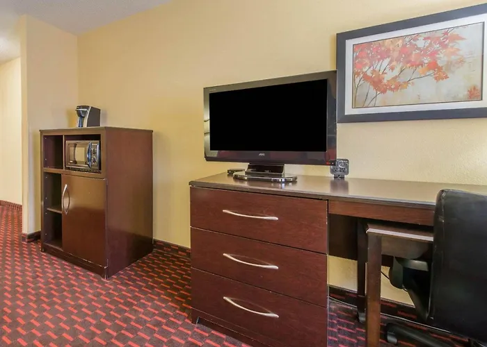 Comfort Suites Altoona North