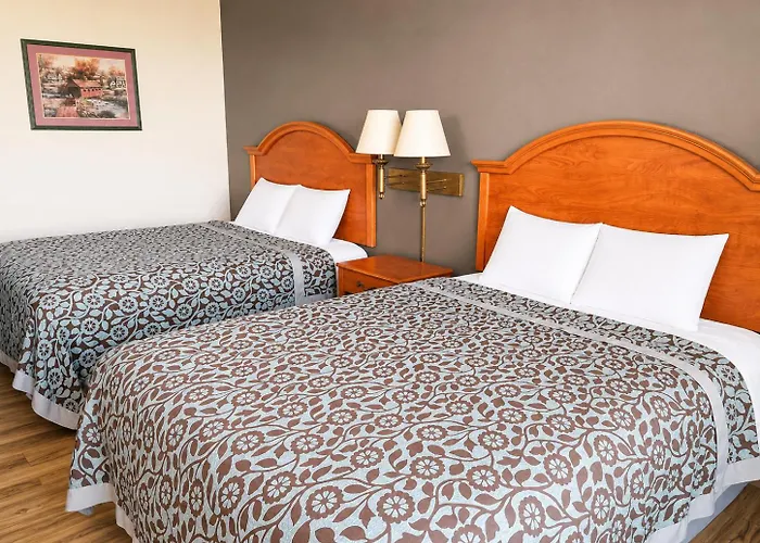 Days Inn By Wyndham Fargo Casselton Waterpark