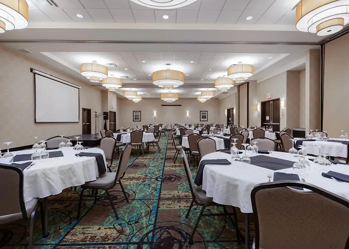 Holiday Inn Hotel & Suites Edmonton Airport Conference Centre By Ihg
