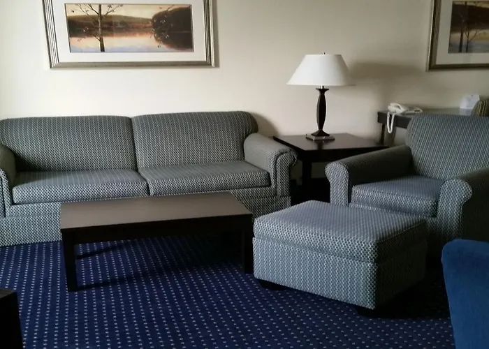 Holiday Inn Express & Suites New Buffalo, Mi By Ihg