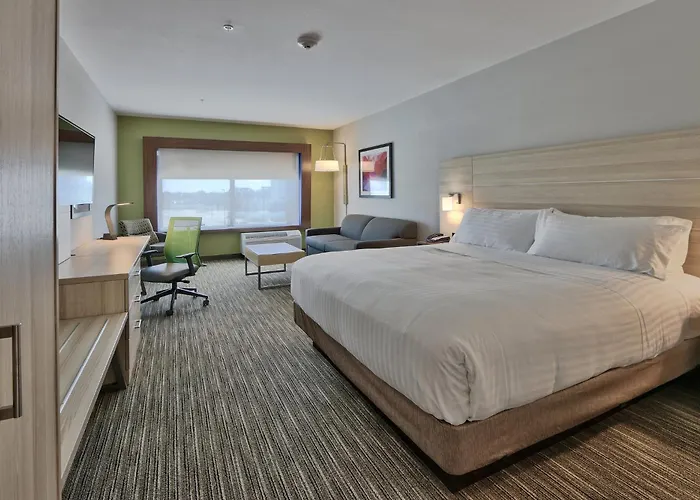 Holiday Inn Express & Suites - Roswell By Ihg