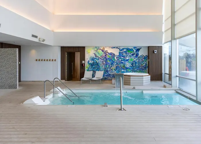 Hilton Pilar