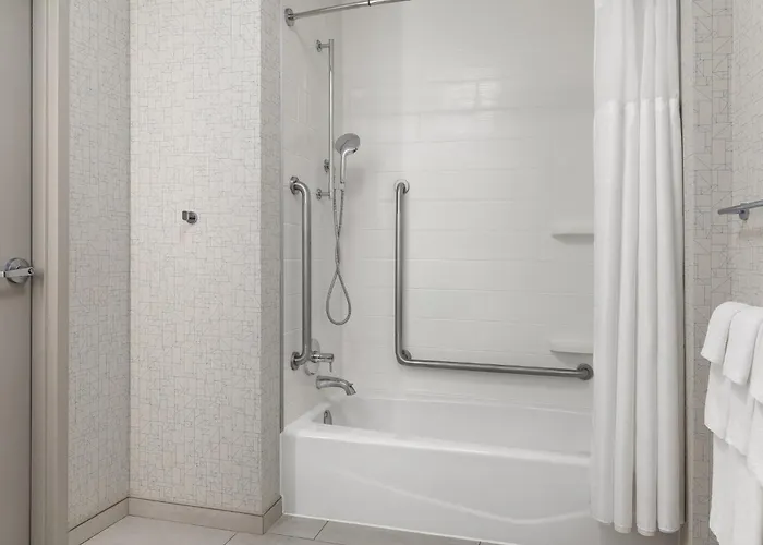 Holiday Inn Express & Suites - Aurora By Ihg