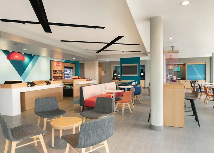 Avid Hotel Boston Logan Airport - Revere By Ihg