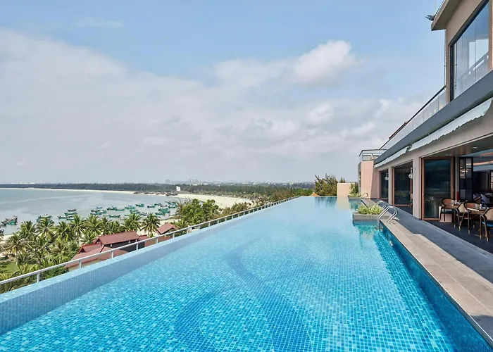 Sheraton Maoming Romantic Beach Resort