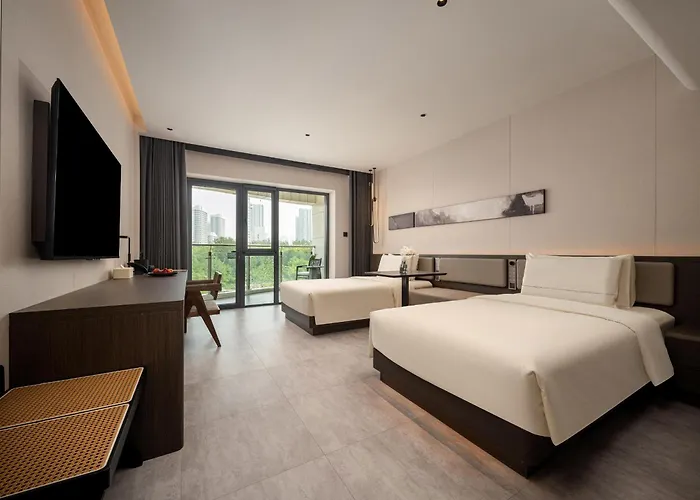 Atour Hotel Qinhuangdao Xiangxi Sea