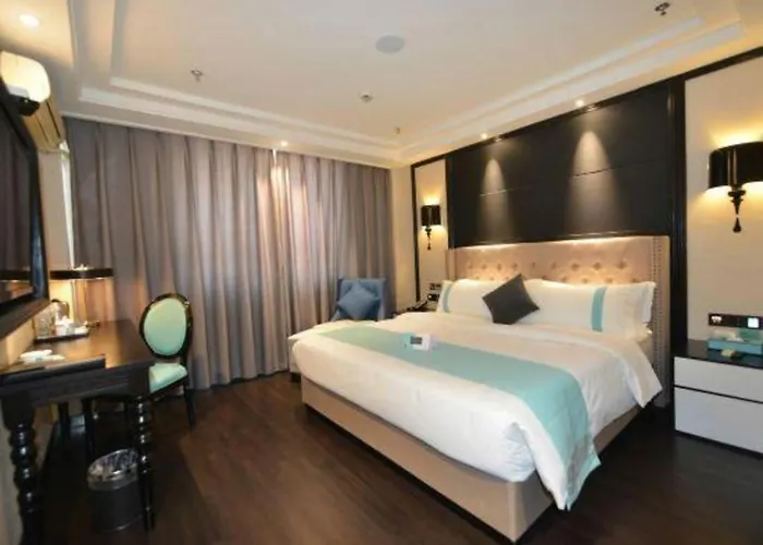 Xana Hotelle Yining Airport Road Jinwuyuan