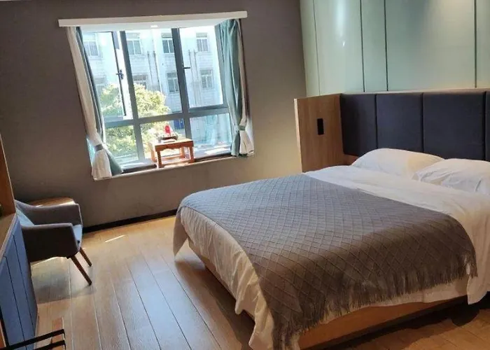 Immersing Hotels & Resort Yunzhu Meiyuan Wuyishan Impression Dahongpao