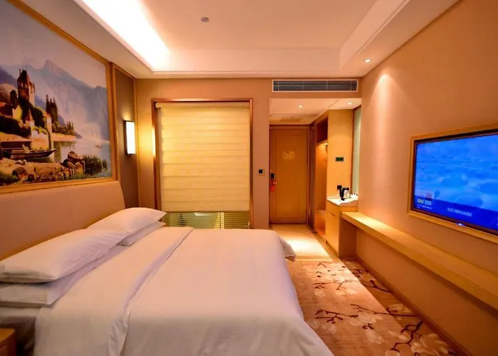 Vienna Hotel Guangdong Zhaoqing East Station Dinghu Mountain Scenic Area