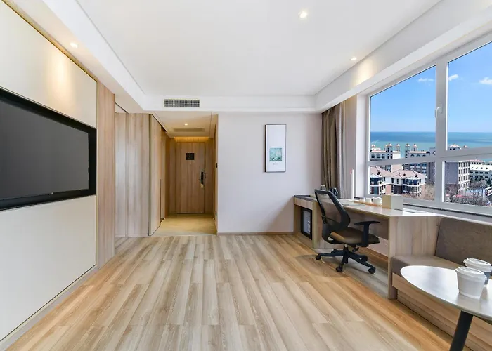 Atour Hotel Qinhuangdao Nandaihe Xianluo Island
