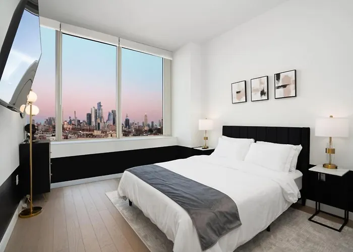 Empire State View - Luxury Apt - Shuttle To Nyc