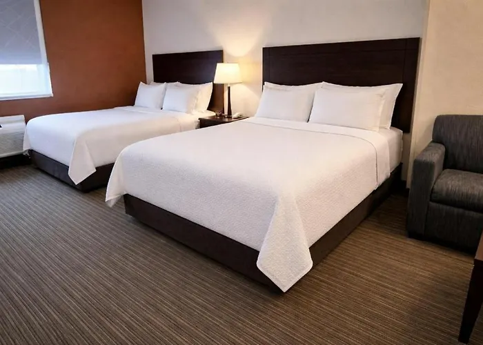 Holiday Inn Express & Suites Winner By Ihg