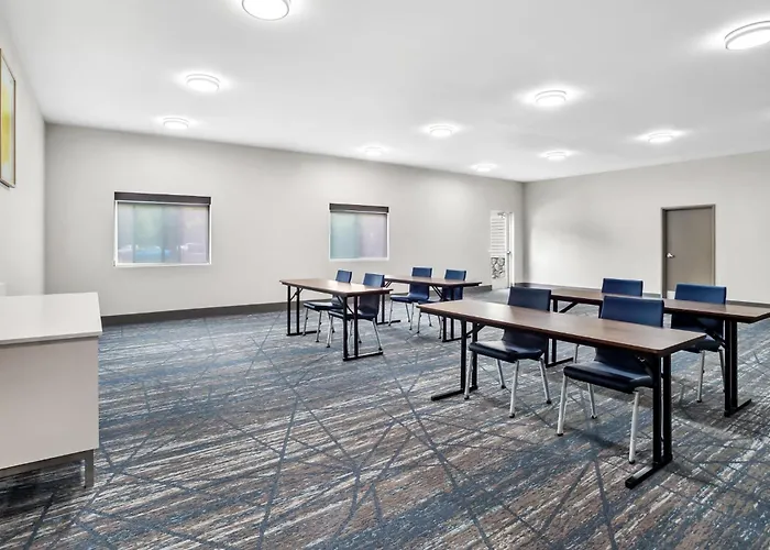 Holiday Inn Express & Suites Tumwater - Olympia By Ihg