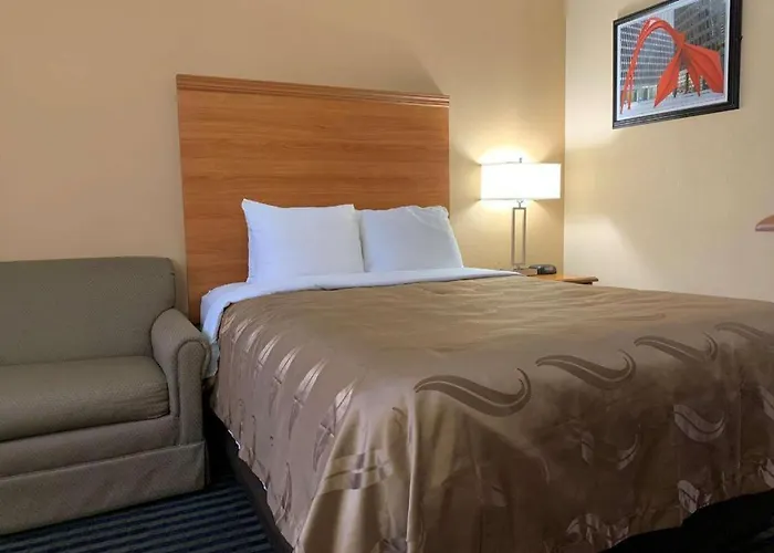 Quality Inn Ottawa Near Starved Rock State Park